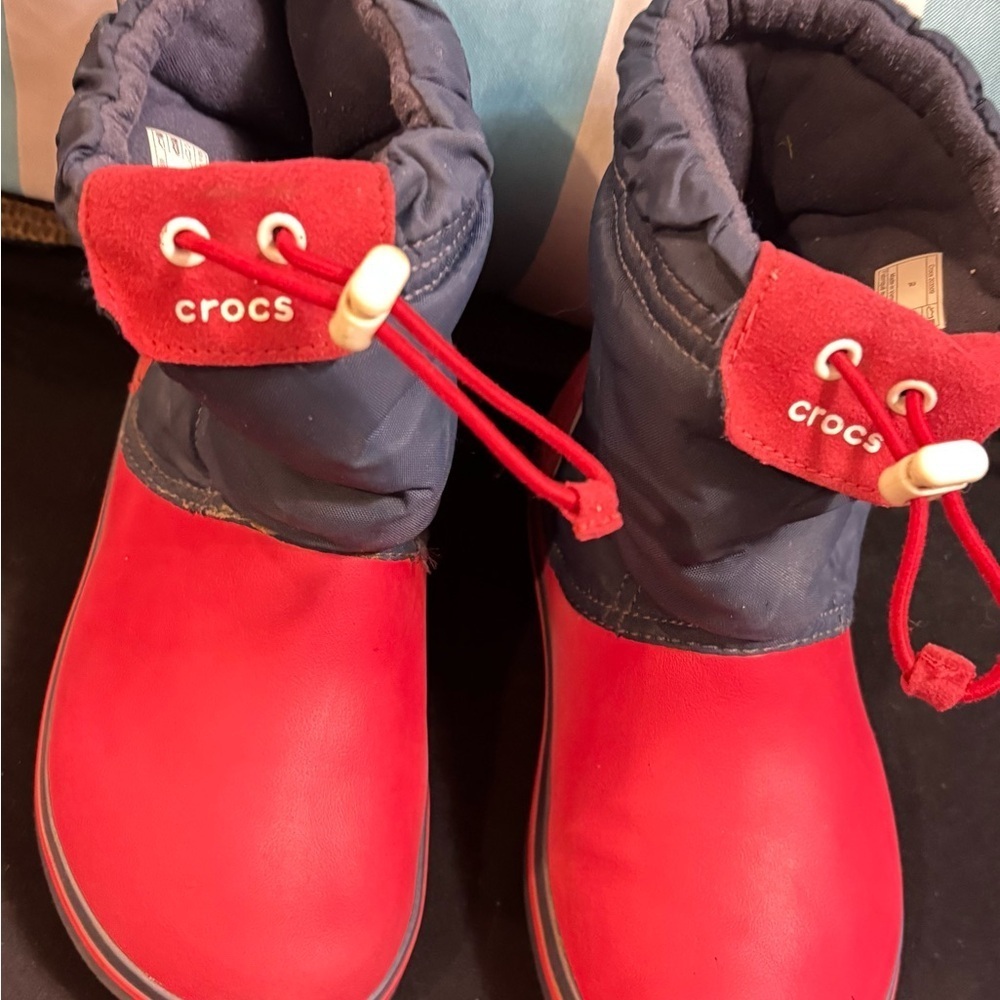 CROCS Kids Red and Navy Snow Boots - Picture 8 of 10
